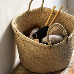 Seagrass basket w/ handles