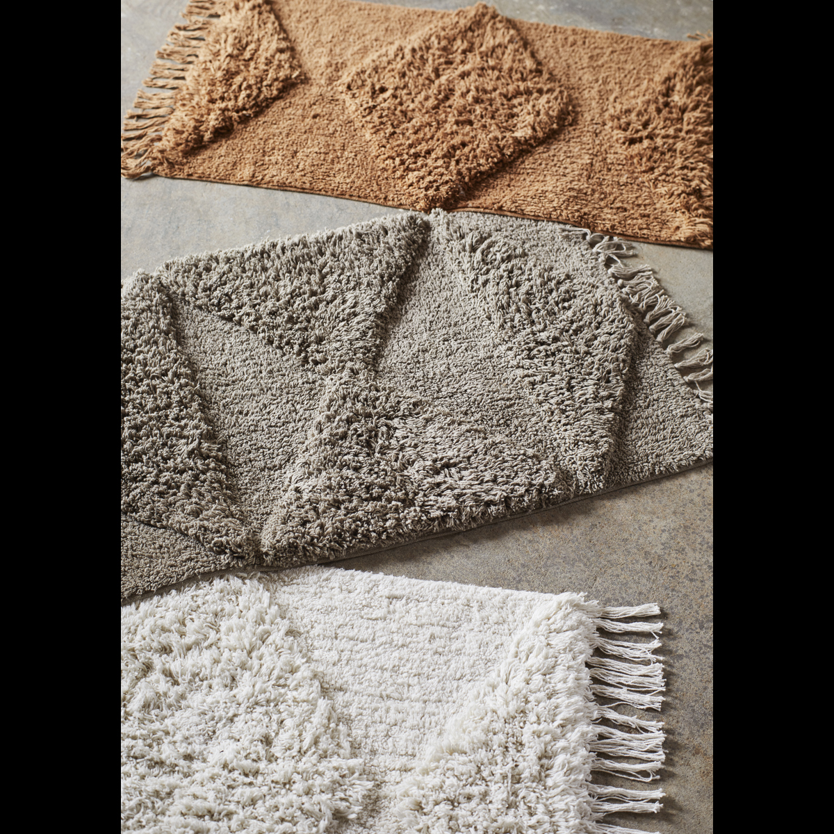 Tufted cotton bath mat