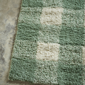 Checked tufted bath mat