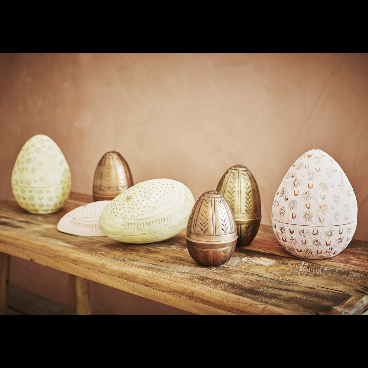 Hand painted paper pulp egg