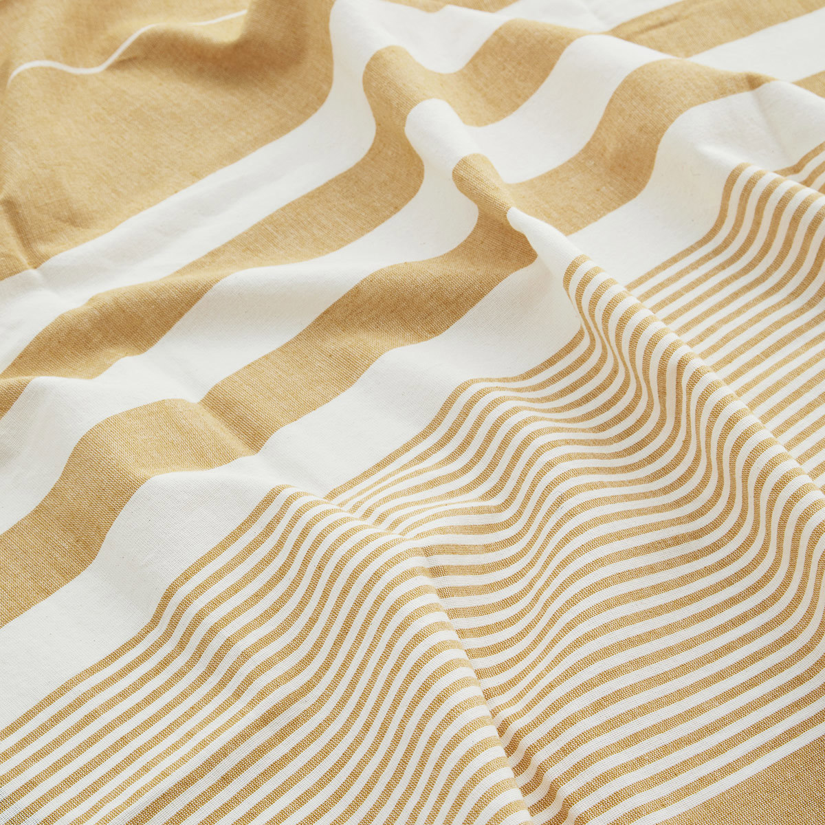 Striped hammam towel