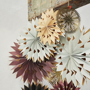 Hanging iron ornament