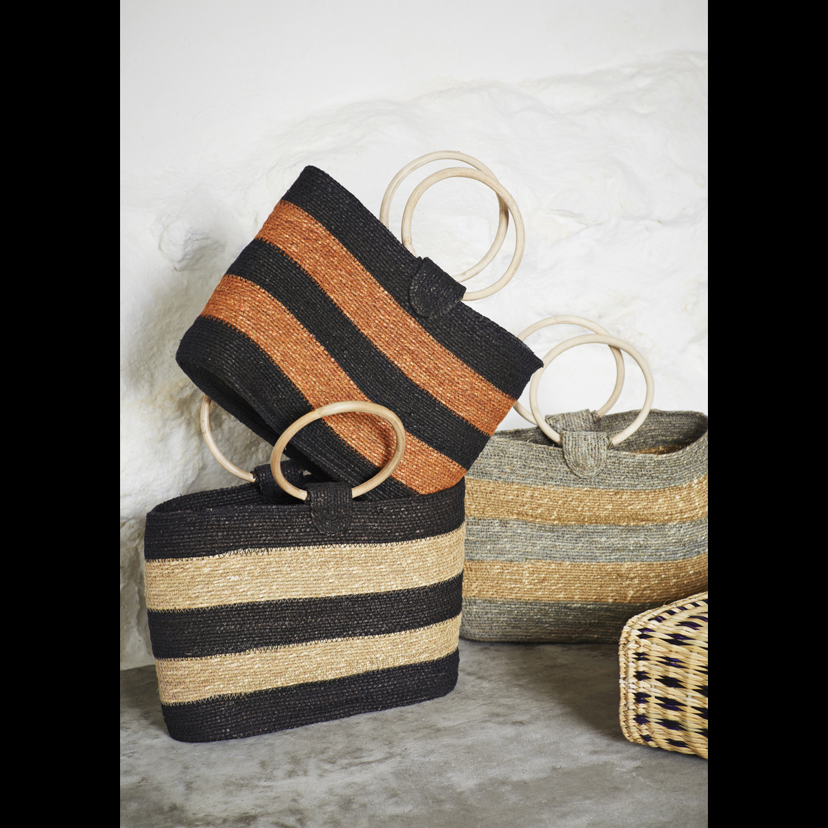 Dotted grass bags w/ handles