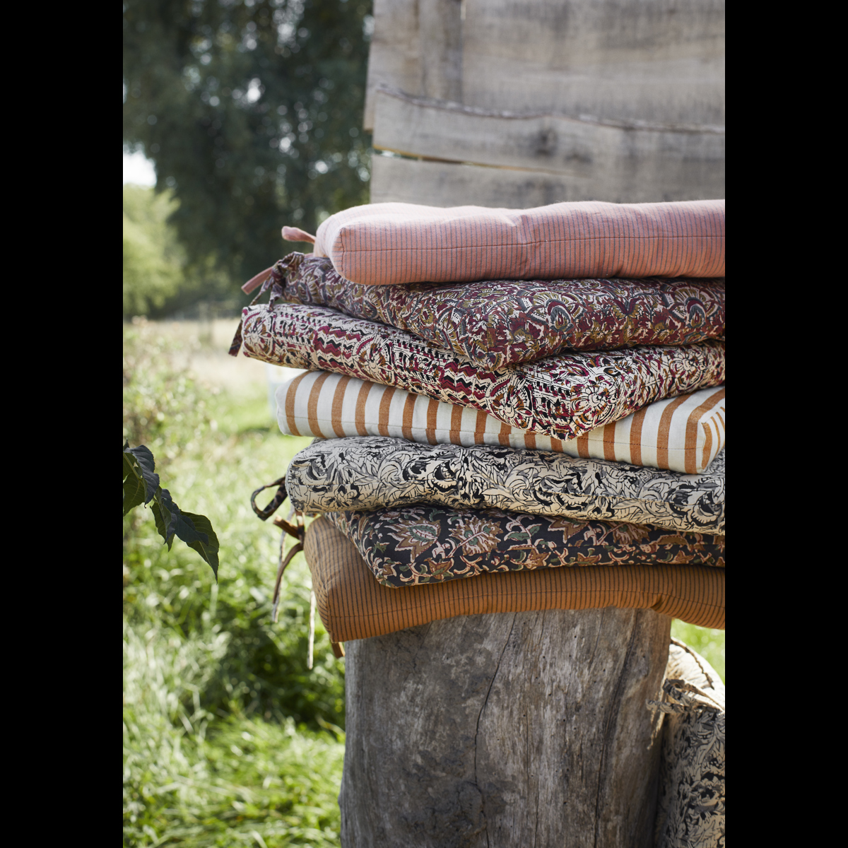 Striped cotton chair pad