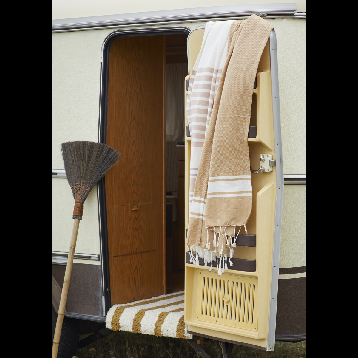 Striped hammam towel