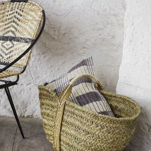 Iron lounge chair w/ rattan