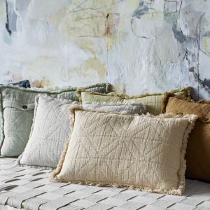 Quilted cushion cover