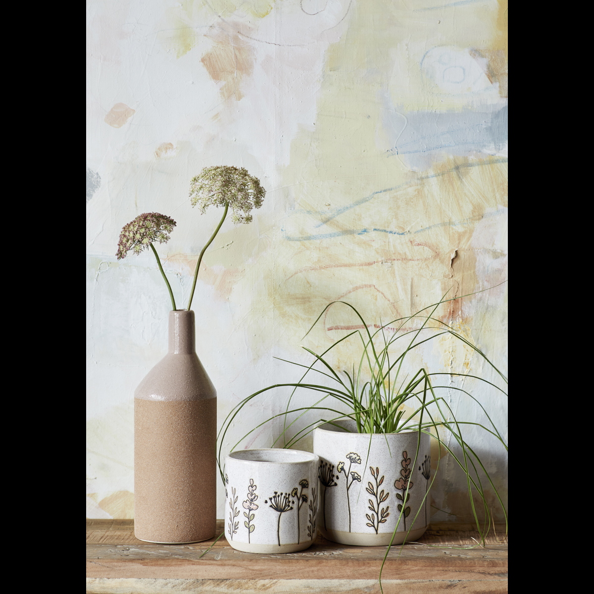 Stoneware flower pots